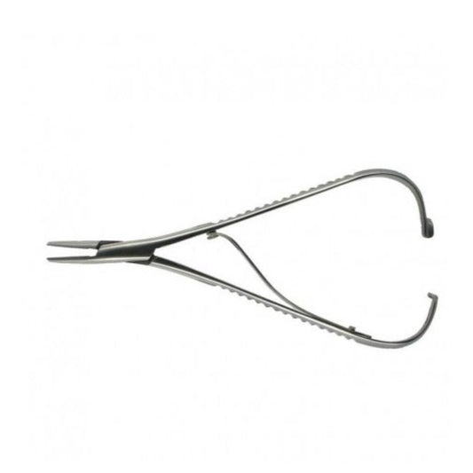 Porta Agujas Mathieu Instrumental. Descripción La pinza Pinza Porta Agujas Mathieu, se utiliza en clínicas dentales t...