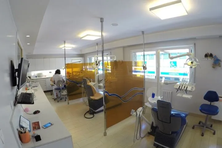 Los 10 Equipos Dentales Imprescindibles para Montar un Consultorio Desde Cero